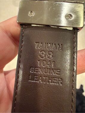 Genuine Leather Men’s Belt - black with silver hardware